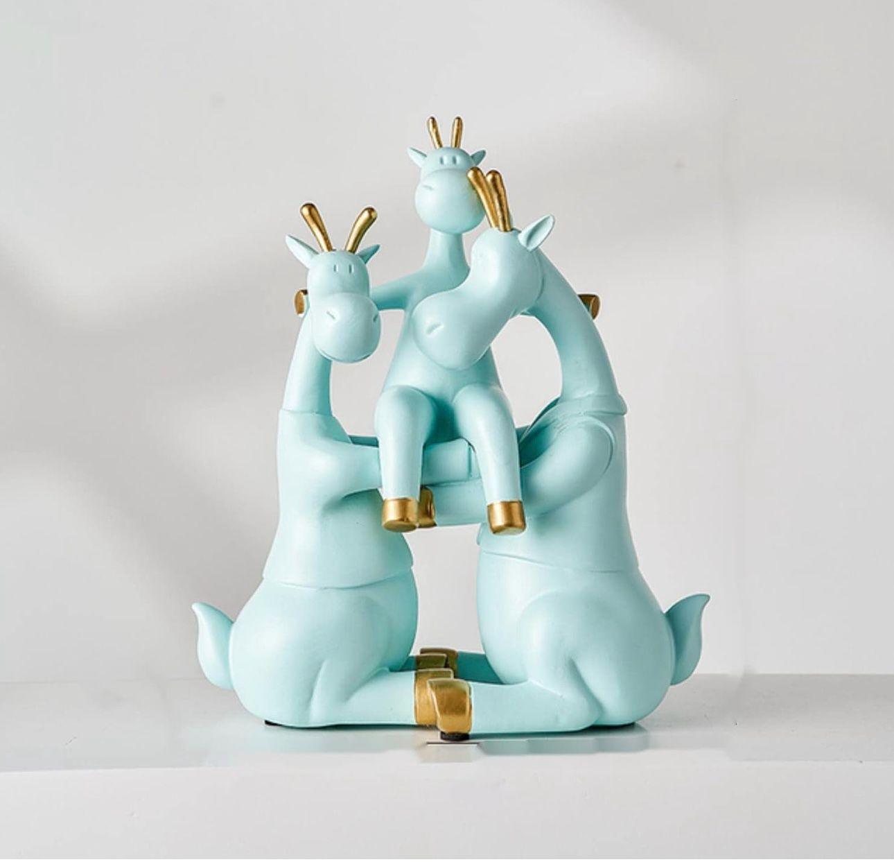 Giraffe Family - Bring their charm of close family